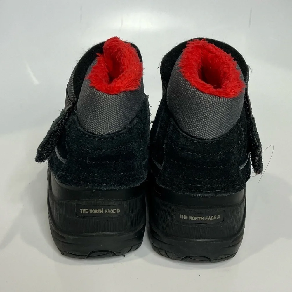 The North Face Alpenglow‎ IV black insulated winter boots size 8